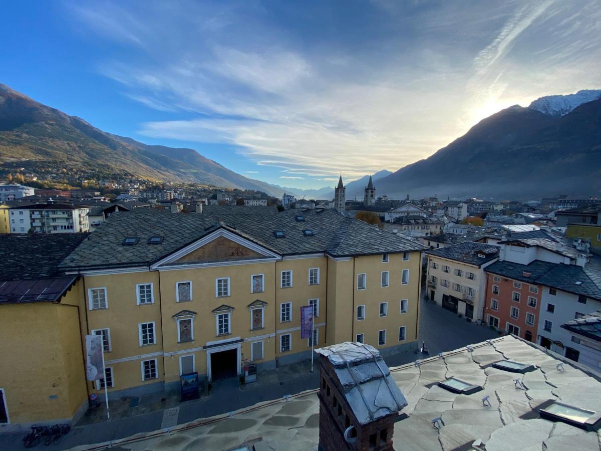 Mansarda Del Sole, Nel Cuore Di Aosta Ngoại thất bức ảnh