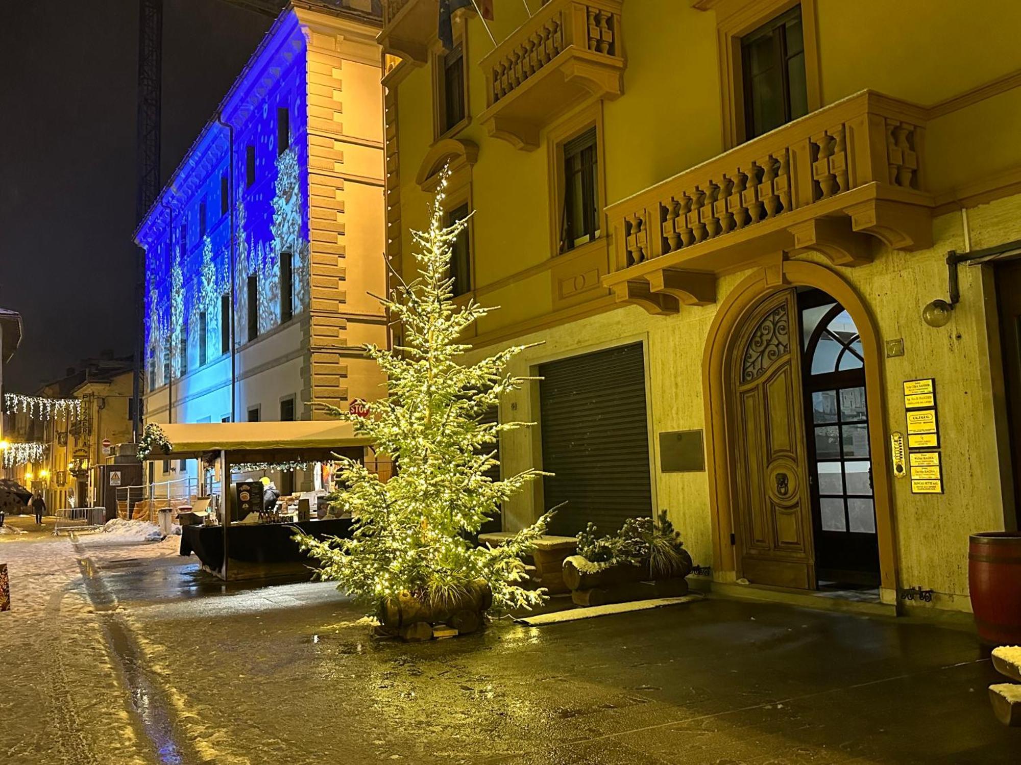 Mansarda Del Sole, Nel Cuore Di Aosta Ngoại thất bức ảnh