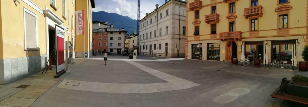 Mansarda Del Sole, Nel Cuore Di Aosta Ngoại thất bức ảnh